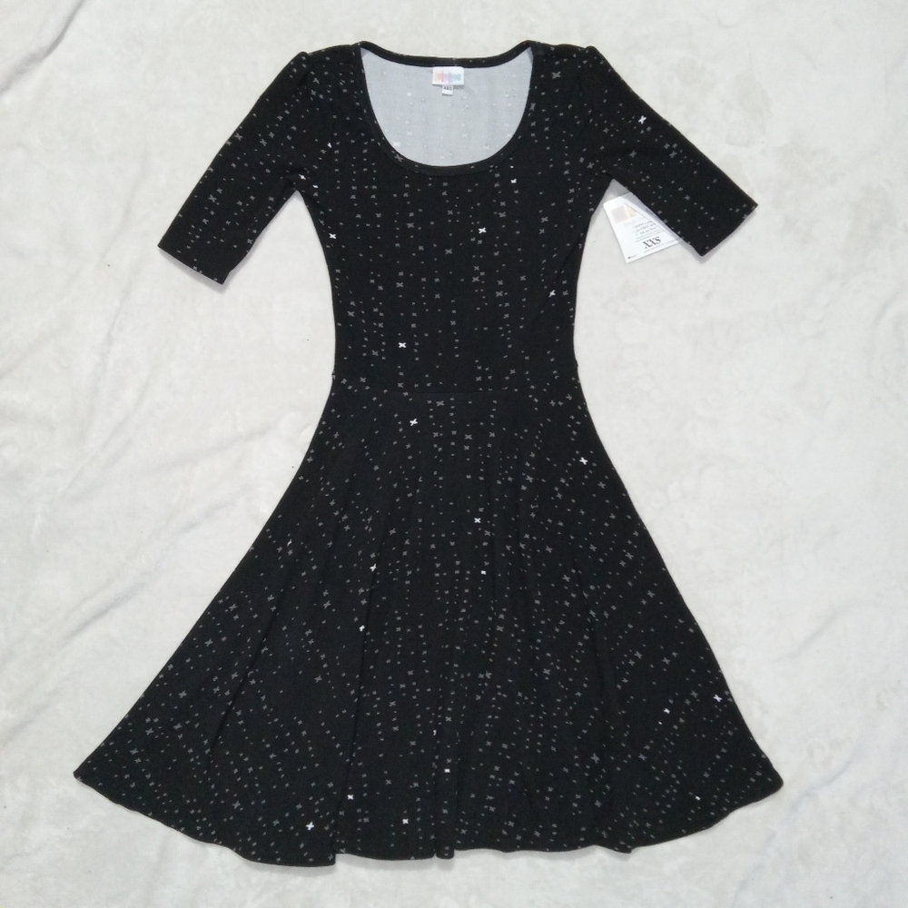 LulaRoe NWT Black & White Print Nicole 1/4sleeve Fit & Flare Dress XXS